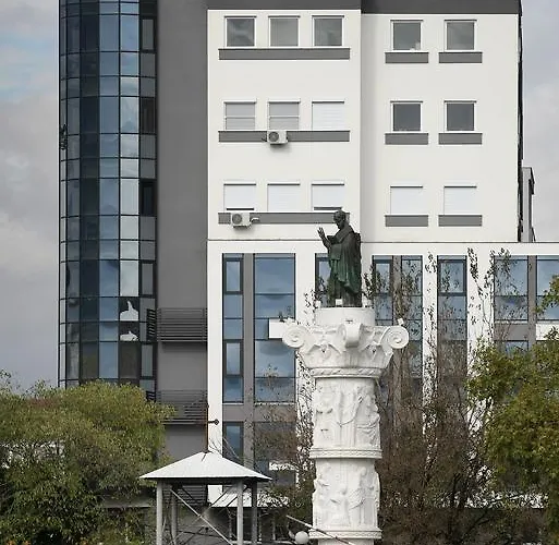 Luxury Premium Apartment